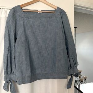Gap blouse chambray